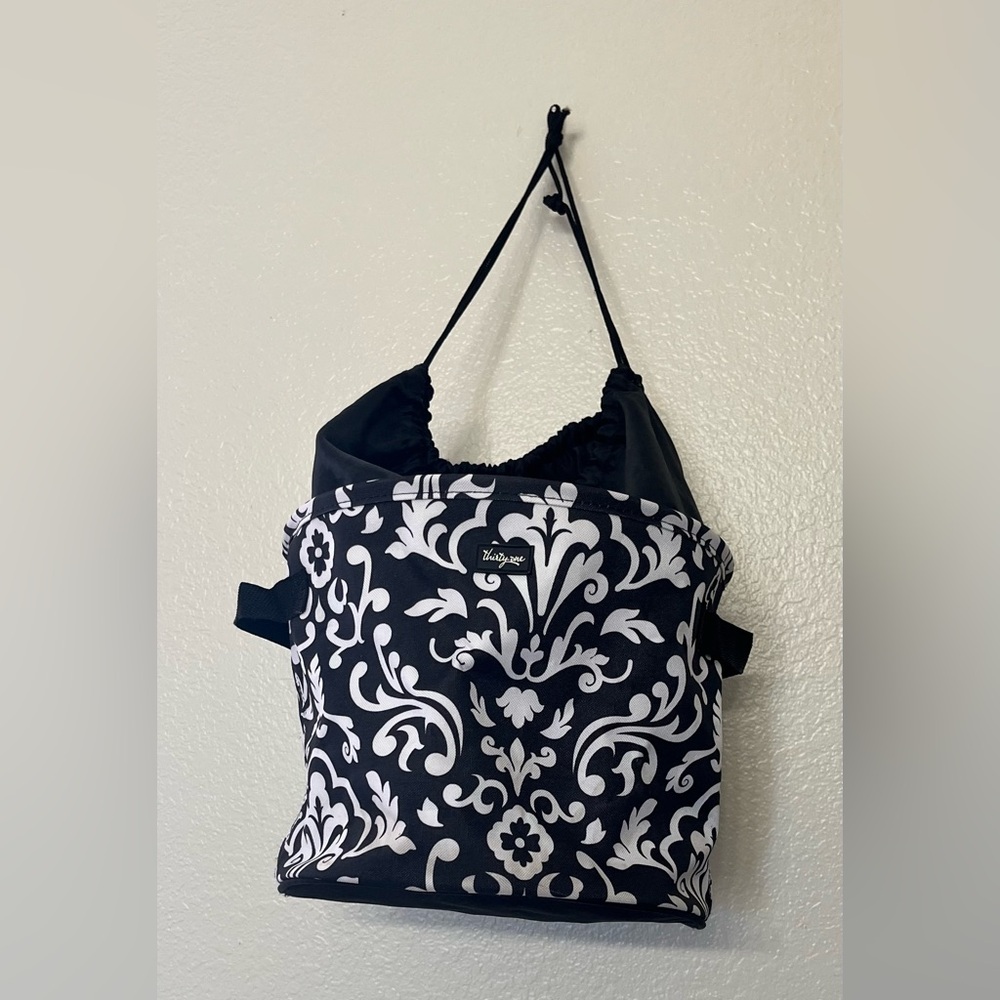 Thirty One cinched drawstring bag black and white